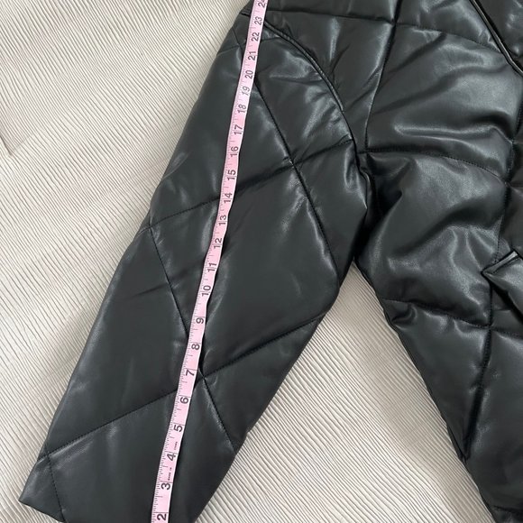 ❌SOLD ❌ NWT A&F Ultra Long Vegan Leather Quilted Puffer Coat SZ PETITE LARGE - Picture 11 of 12